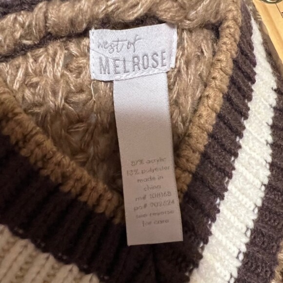 West of Melrose Brown Chunky Knit V-Neck Sweater Vest Side Slit Ribbed Hem Sz SM - Picture 8 of 12